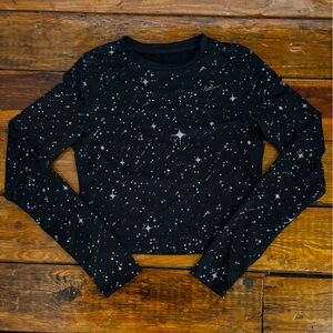 Nike Black and White Dri-FIT Top